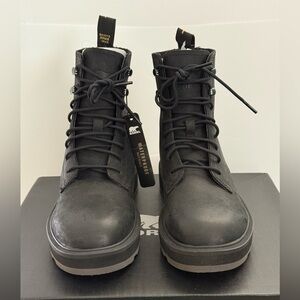 NWB SOREL Women’s (Size 6) Hi-Line Lace Boots
